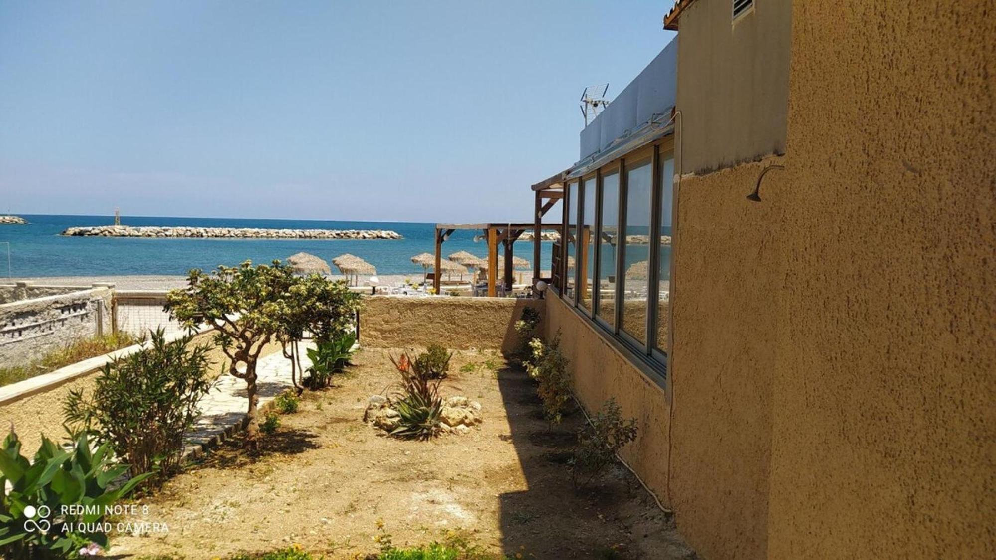Snepa House On The Beach In Kolimbari Villa Kolymbari Exterior photo
