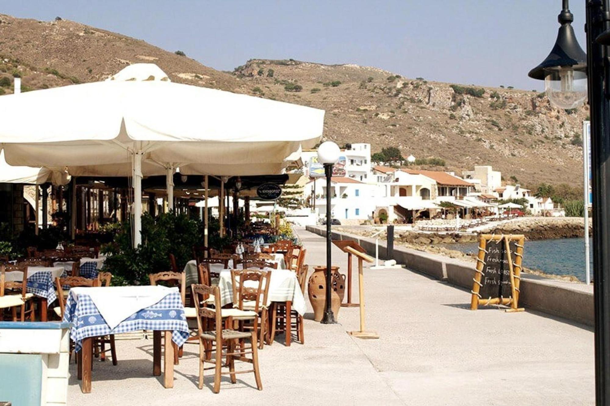 Snepa House On The Beach In Kolimbari Villa Kolymbari Exterior photo